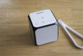 Portable speaker Sony SRS-XB20